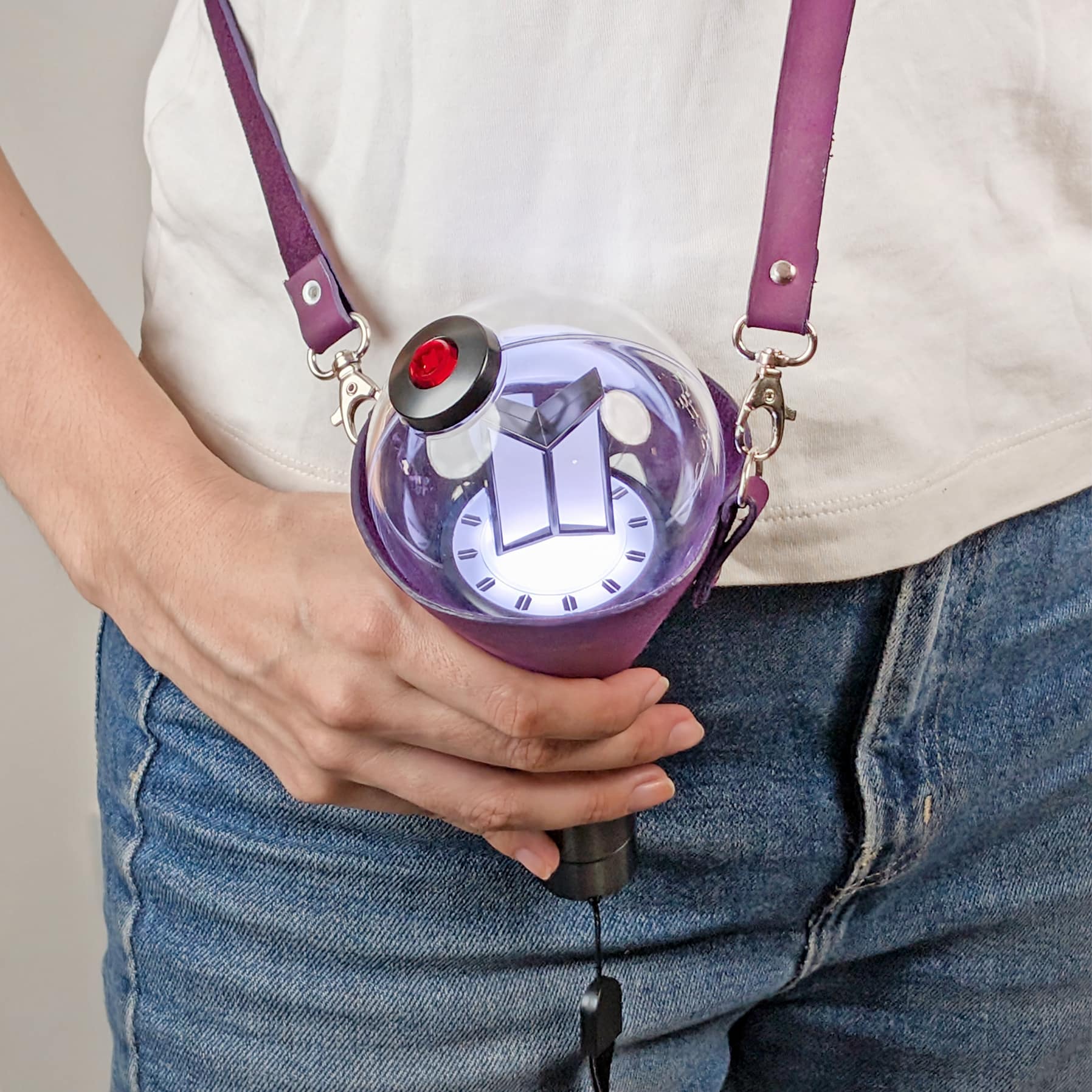 Army Bomb dentro del Holder